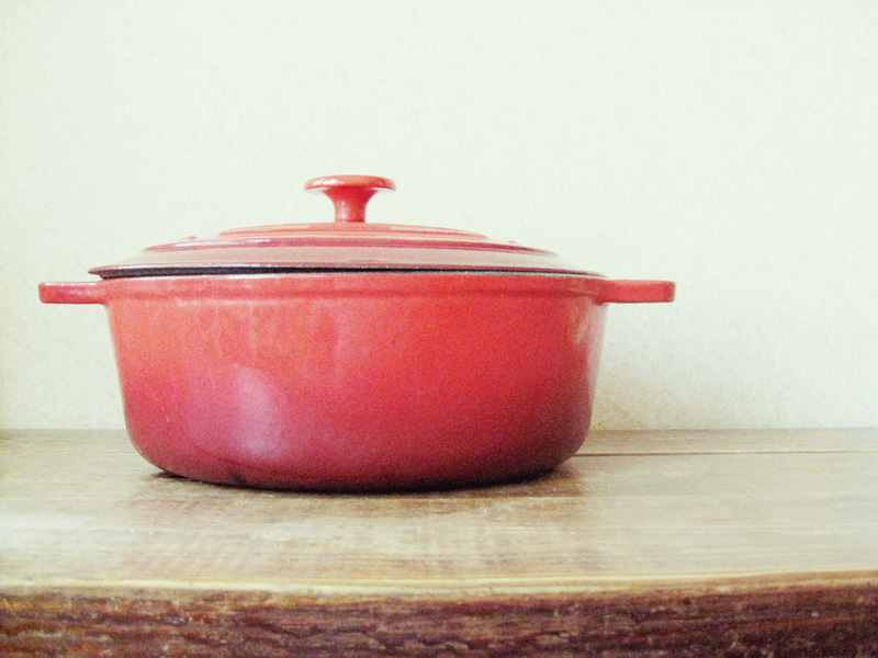 Dutch oven or large stock pot
