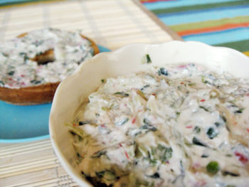 DIY Garden Vegetable Cream Cheese Recipe