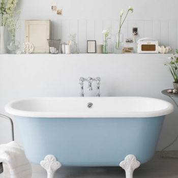 7 steps to a decadent bath