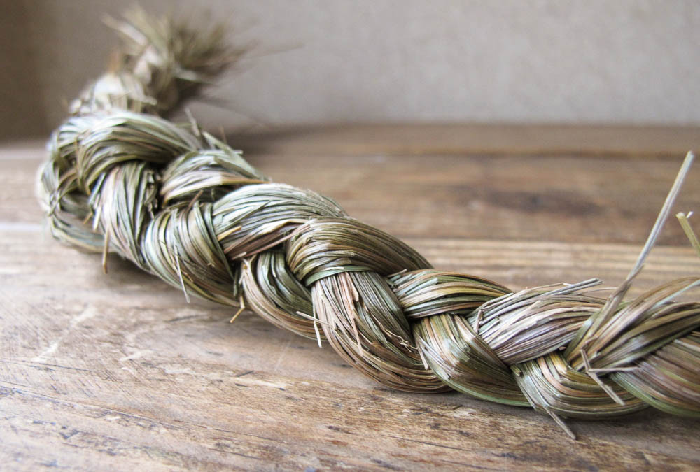 Sweet grass braid - natural air freshener - Rosy Blu